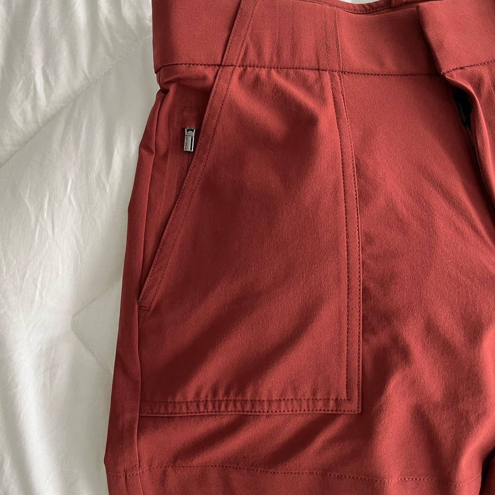 Athleta Tribeca Utility Shorts-Sz 2 - Picture 2 of 6